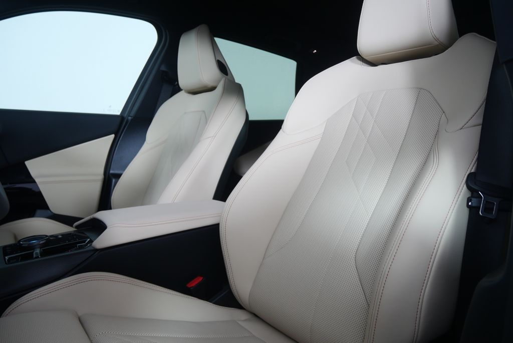 Thumbnail: 2026 BMW X3 - 10