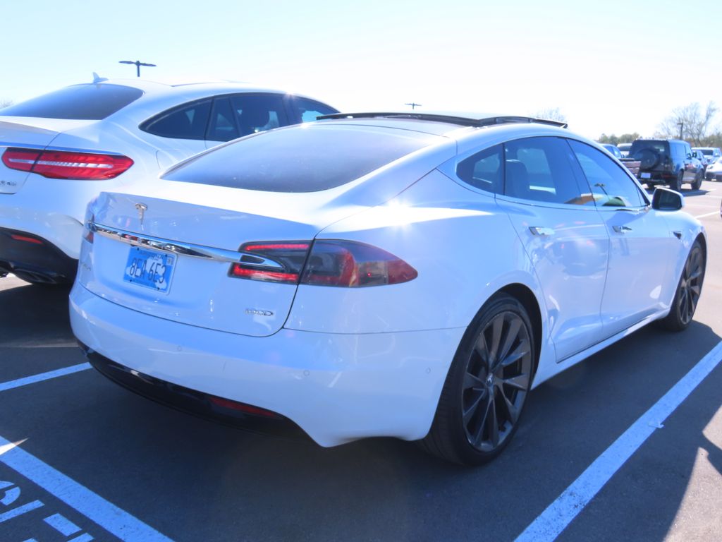 Thumbnail: 2018 Tesla Model S - 4