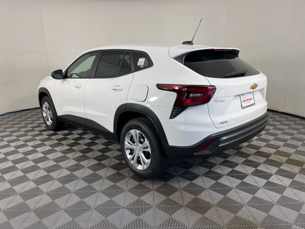 Thumbnail: 2026 Chevrolet Trax - 11