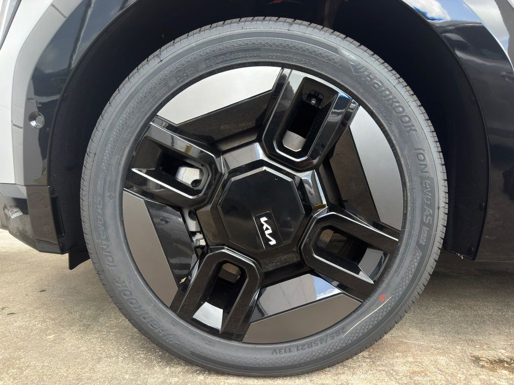 2026 Kia EV9 GT-Line Gray at Shottenkirk Kia Fort Bend