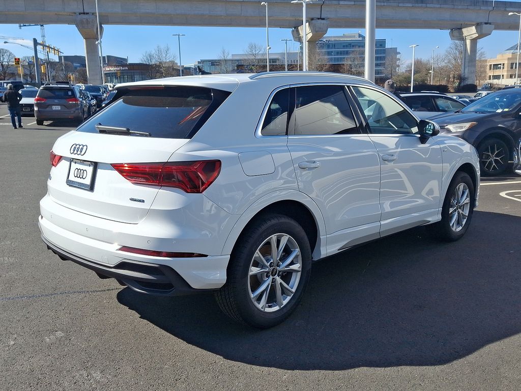 2025 Audi Q3  3