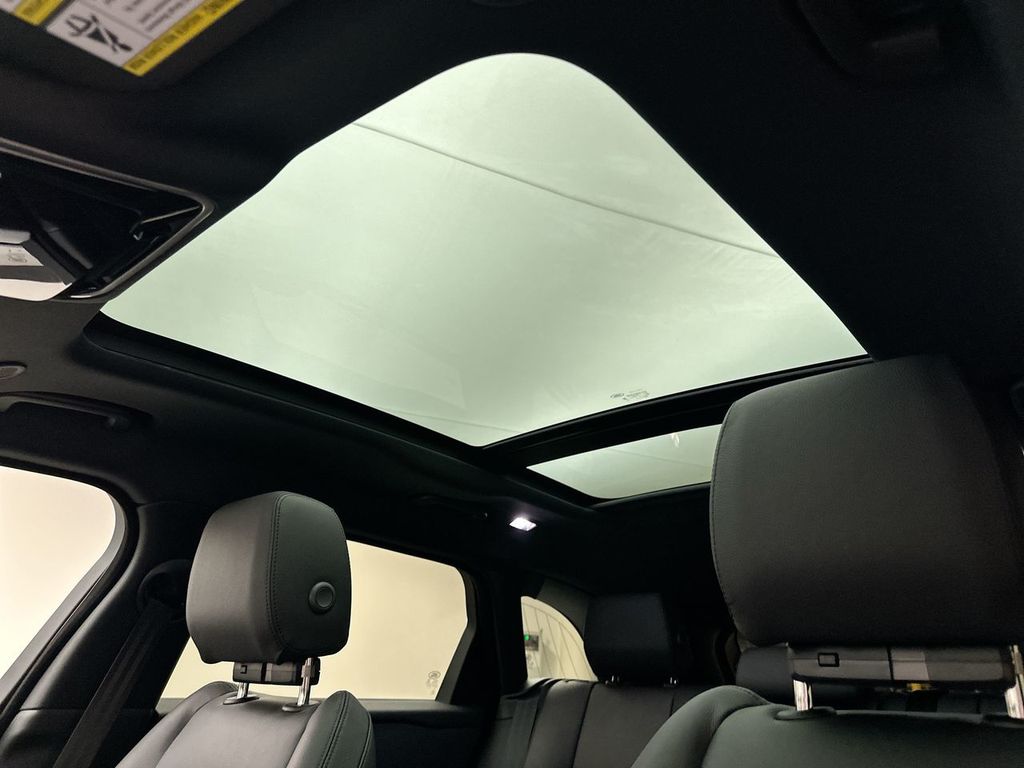 Thumbnail: 2026 Land Rover Range Rover Velar - 19