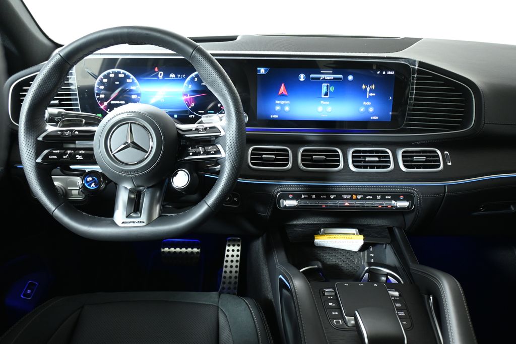 Thumbnail: 2026 Mercedes-Benz GLE - 16