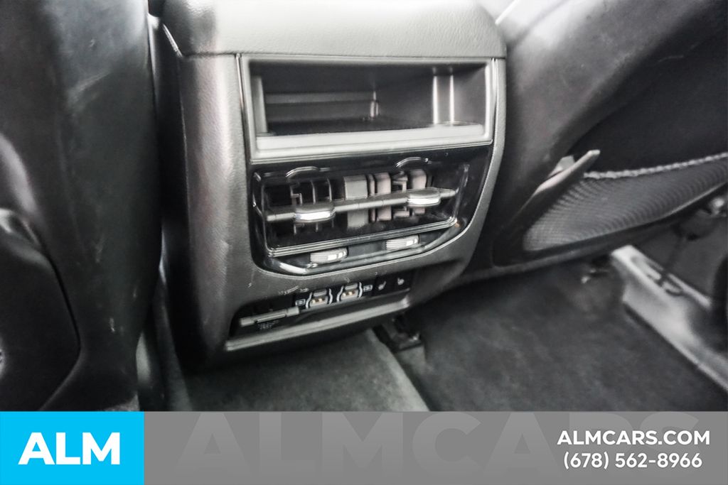 Used 2024 White Jeep 4xe image 58