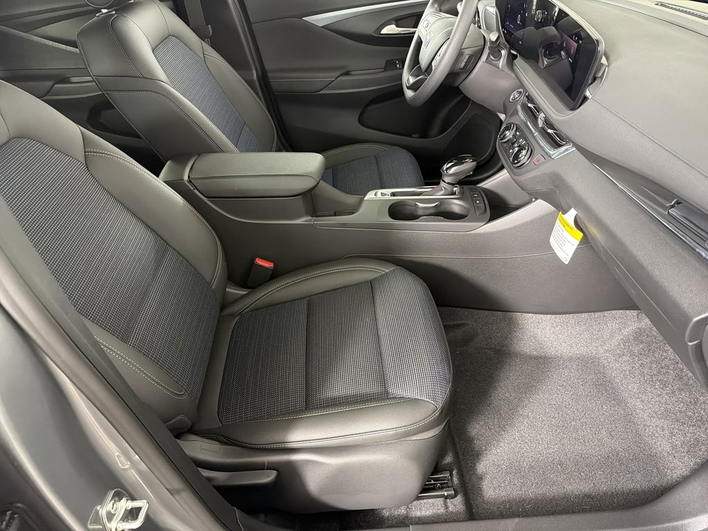 new 2026 Buick Envista car, priced at $28,375