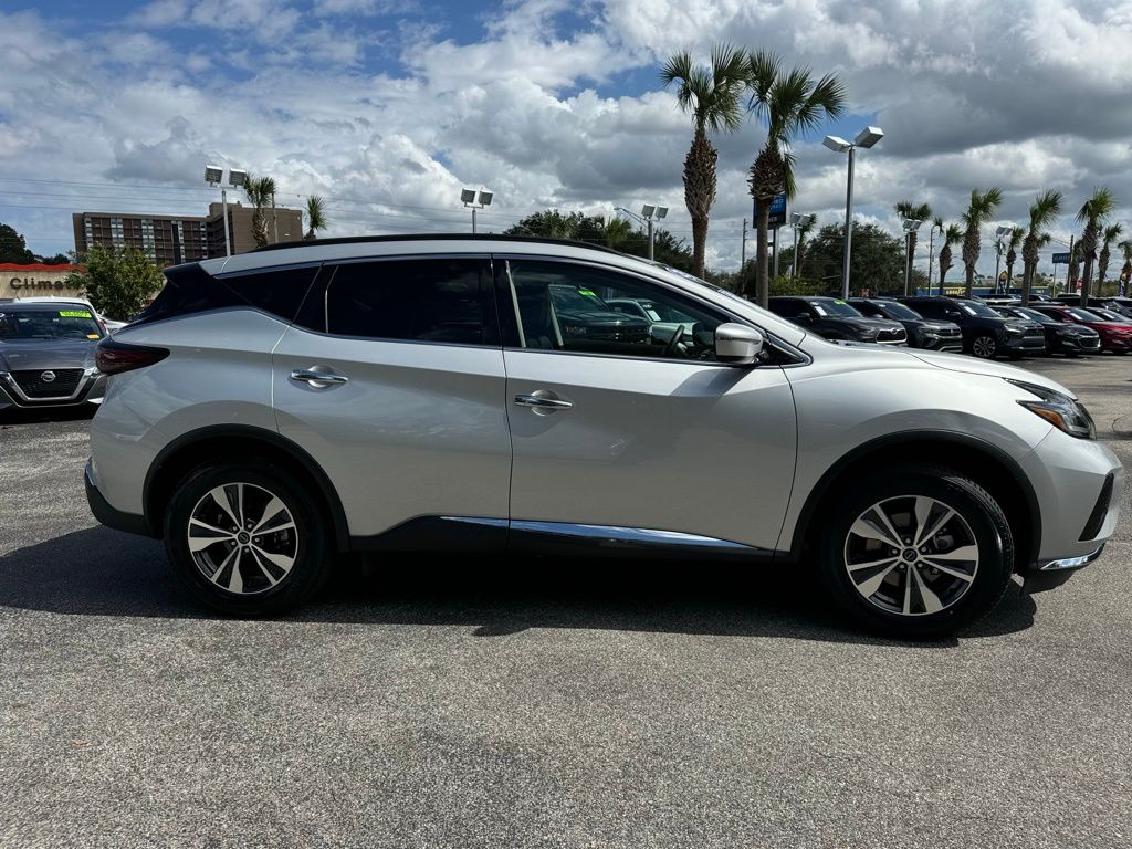 2023 Nissan Murano SV 9