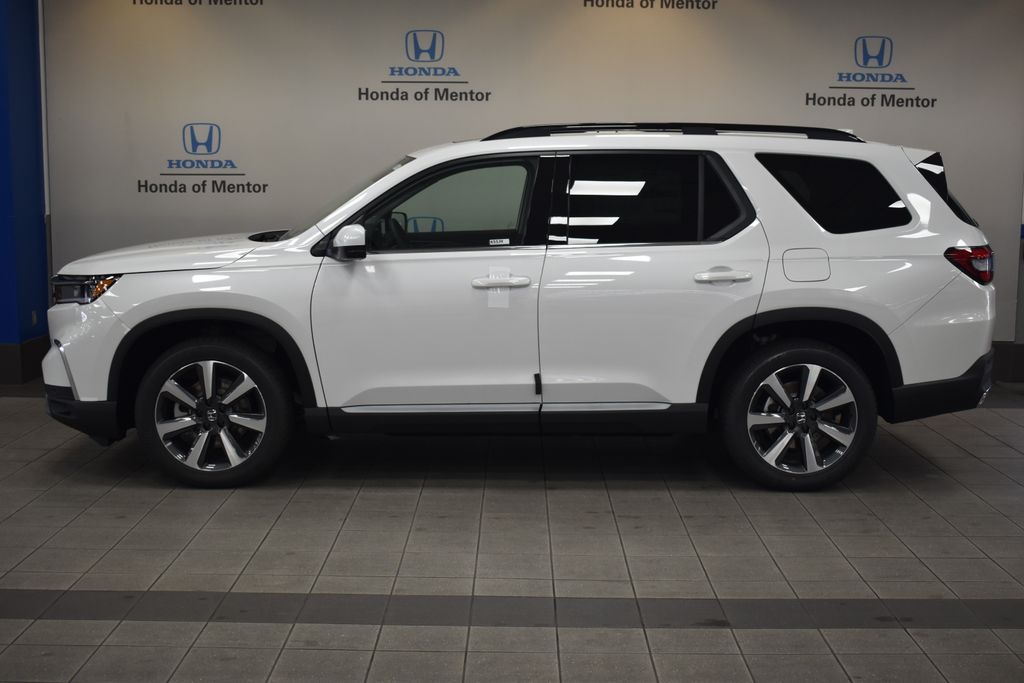 2025 Honda Pilot Touring 4