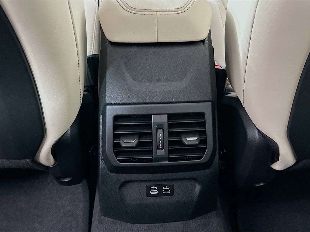 Thumbnail: 2026 BMW 2 Series - 18