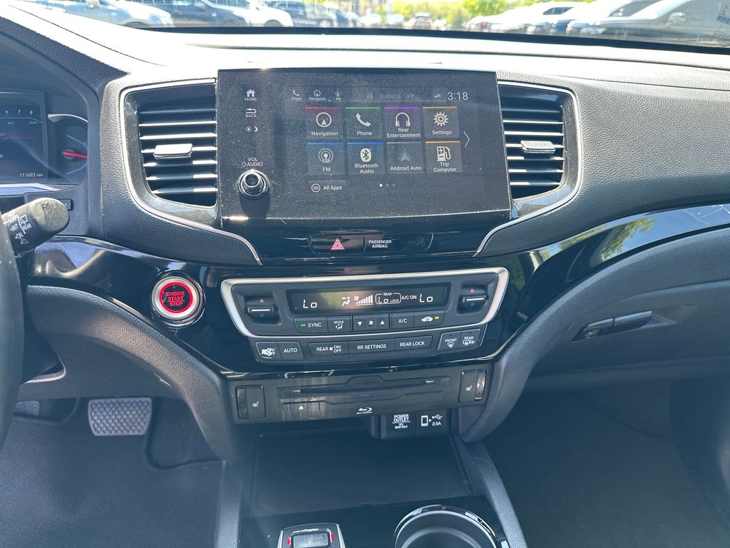 Used Car 2019 Honda Pilot  Touring For Sale Under $25,000 In Austin, Texas