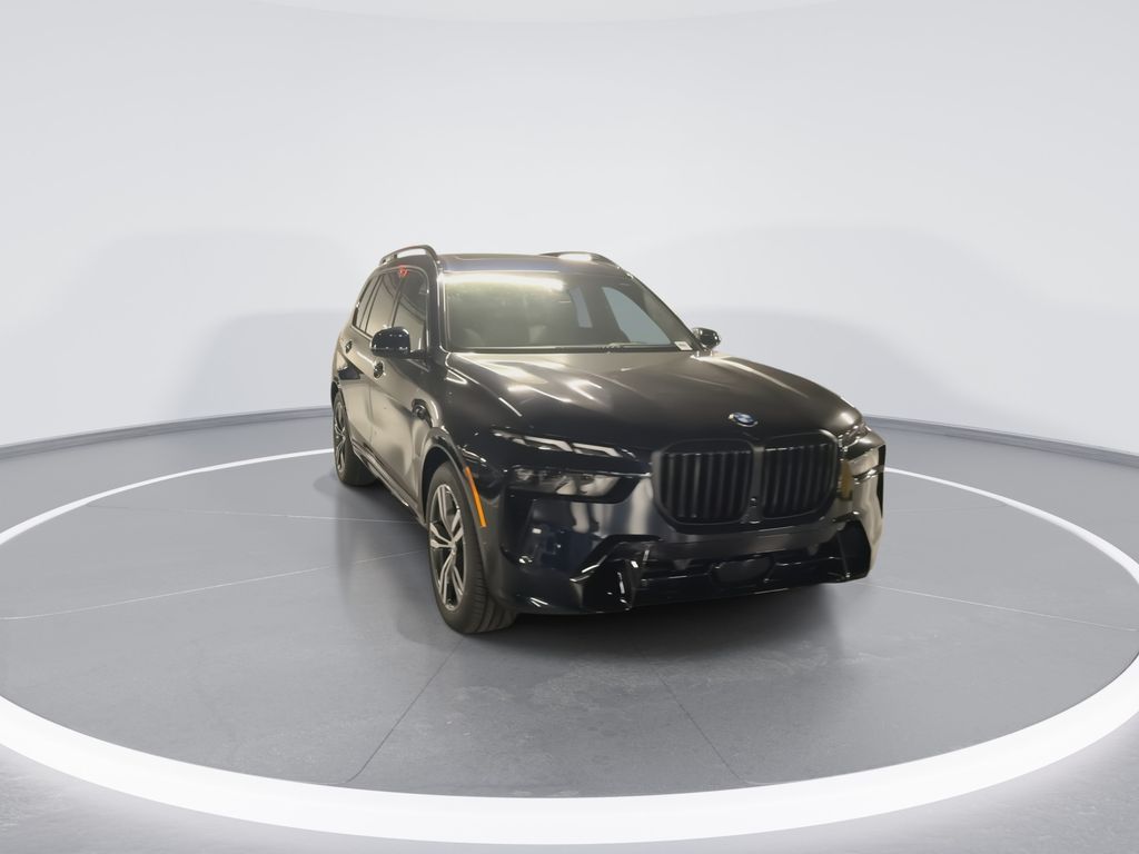 Thumbnail: 2027 BMW X7 - 2