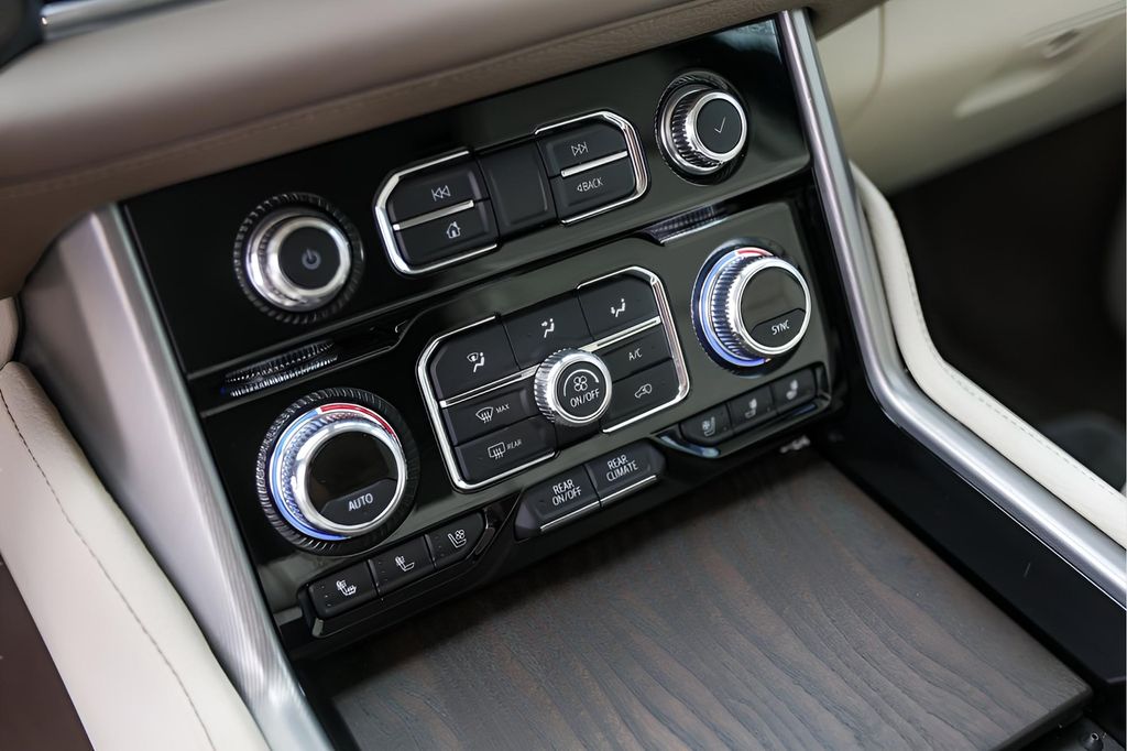 Used Car 2021 Gmc Yukon Xl  Denali For Sale Under $50,000 In Austin, Texas