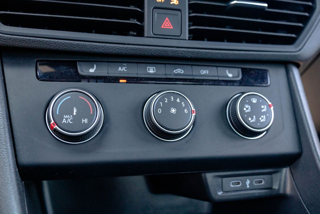 Used 2024 Volkswagen Jetta Sedan