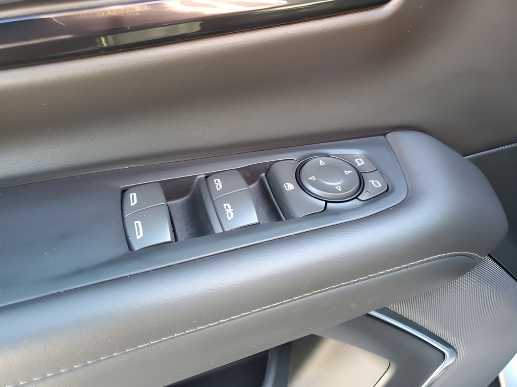 Used Car 2025 Chevrolet Suburban  Z71 For Sale Under $70,000 In Austin, Texas