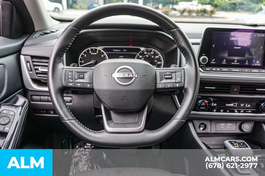 Used 2025 Blue Nissan SV image 28