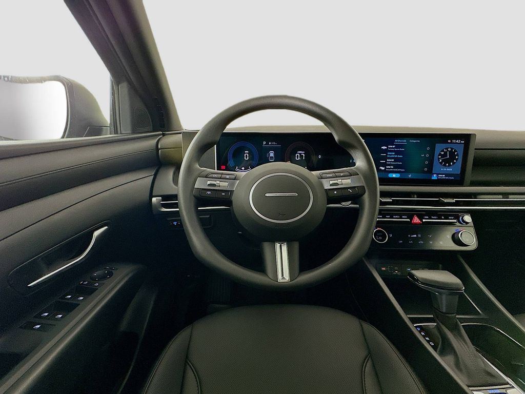 Thumbnail: 2026 Hyundai Santa Cruz - 17