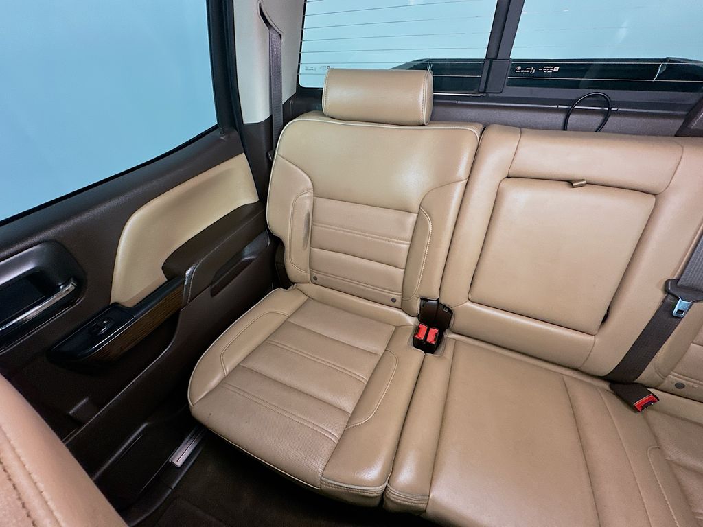 Used 2017 White GMC Denali image 12