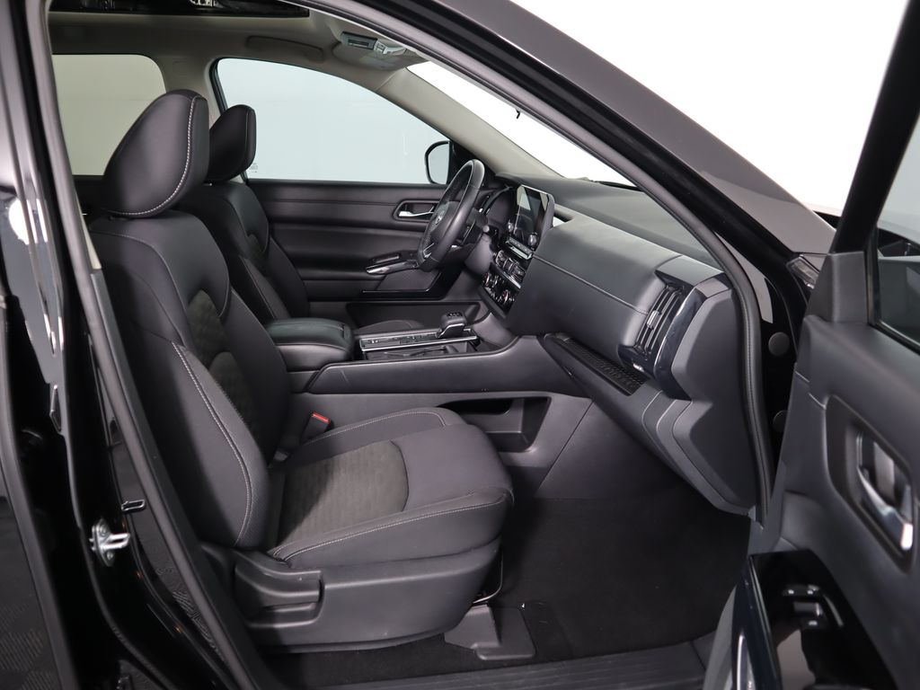 Thumbnail: 2022 Nissan Pathfinder - 20