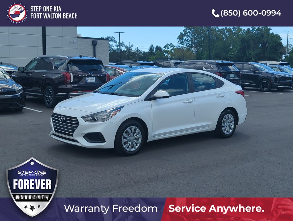 Frost White Pearl 2022 Hyundai Accent Sedan Front-Wheel Drive Continuously Variable Transmission