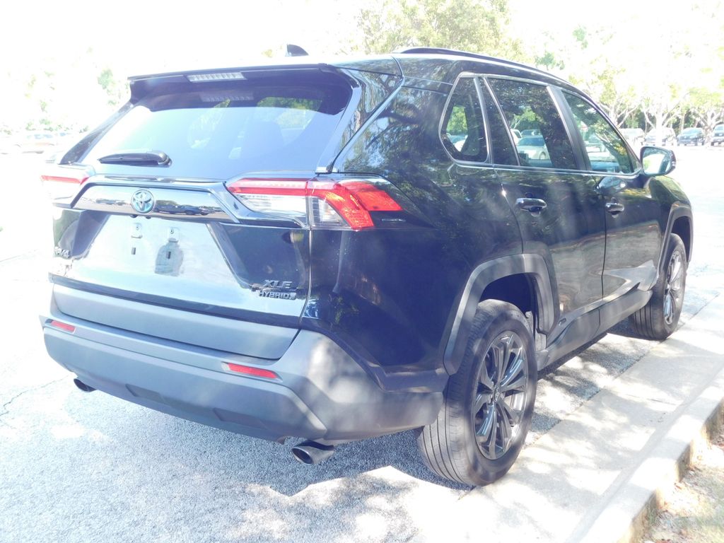Thumbnail: 2024 Toyota RAV4 - 11