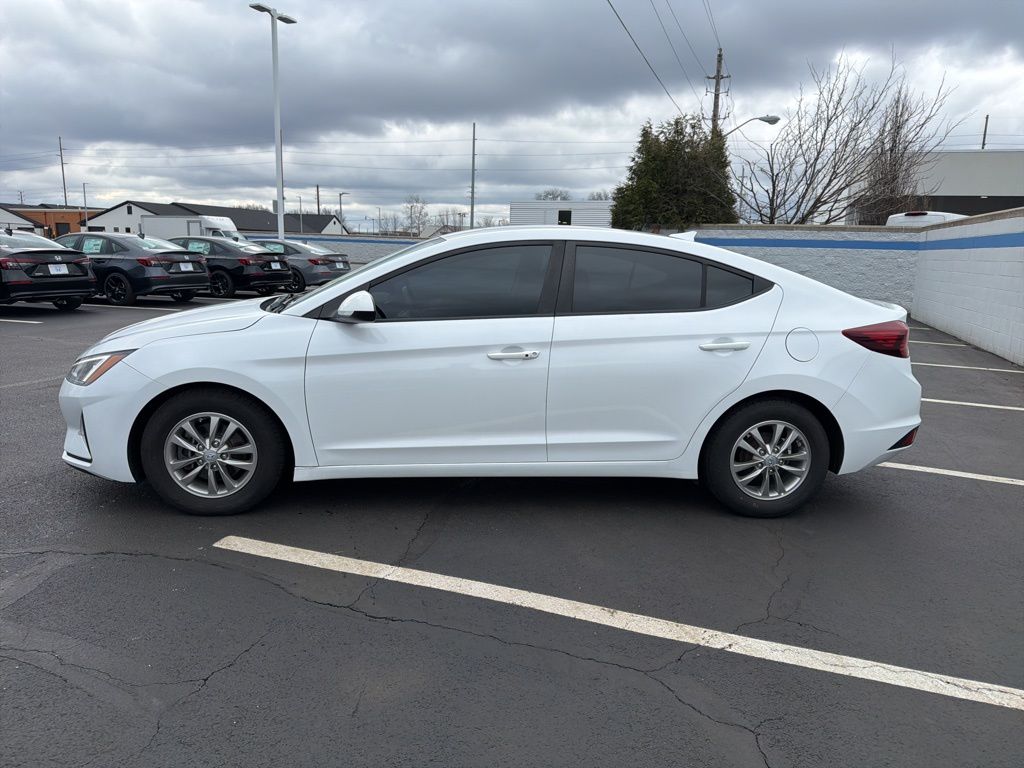 Thumbnail: 2019 Hyundai Elantra - 2