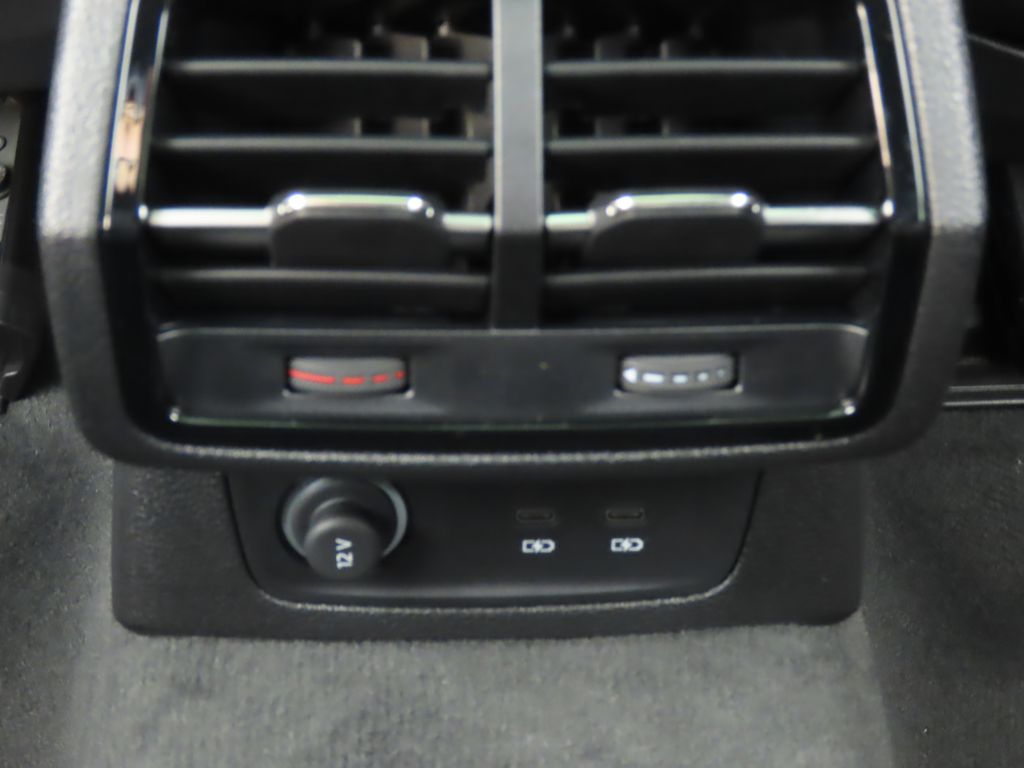 Thumbnail: 2025 Audi Q3 - 28