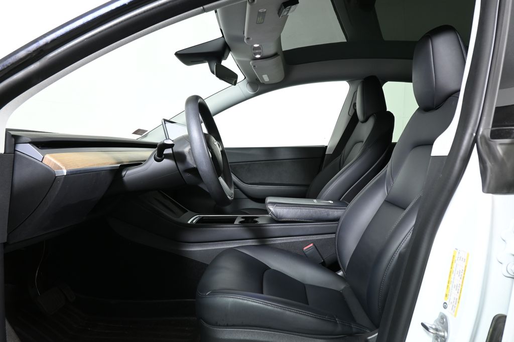 Thumbnail: 2022 Tesla Model Y - 3