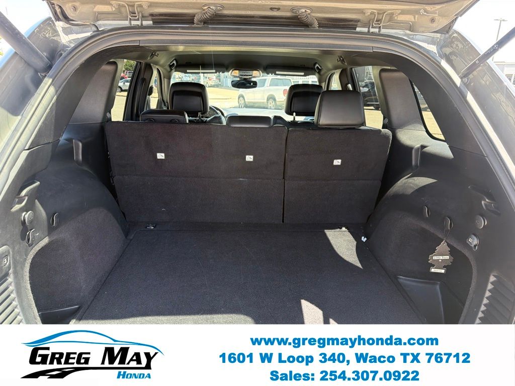 2019 Jeep Grand Cherokee Altitude Gray at Greg May Honda