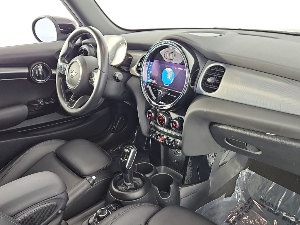 Thumbnail: 2022 MINI Cooper - 11