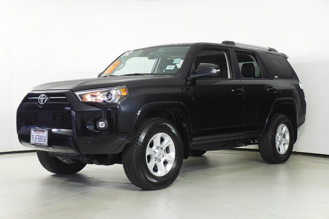 2022 Toyota 4Runner SR5 Premium 2