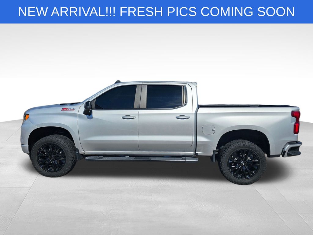 2022 Chevrolet Silverado 1500 RST 3