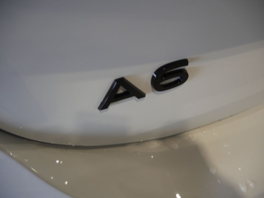 Thumbnail: 2026 Audi A6 - 9