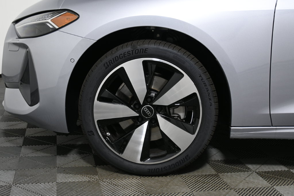 Thumbnail: 2025 Audi A5 - 11