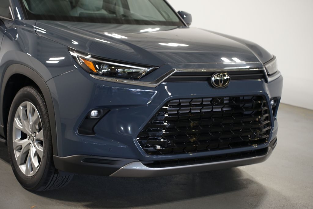 Thumbnail: 2026 Toyota Grand Highlander - 4