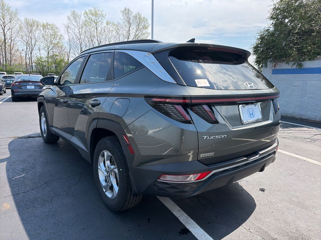 Thumbnail: 2022 Hyundai Tucson - 3