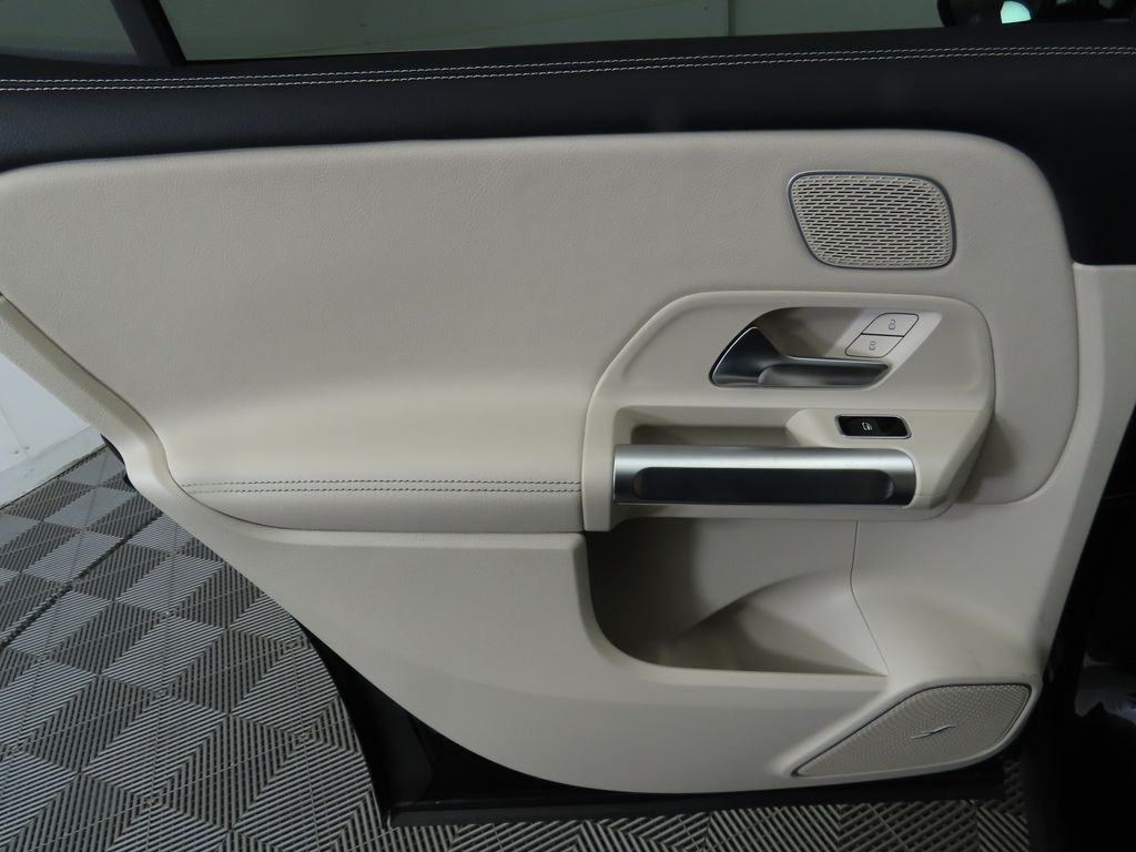 Thumbnail: 2026 Mercedes-Benz GLB - 27