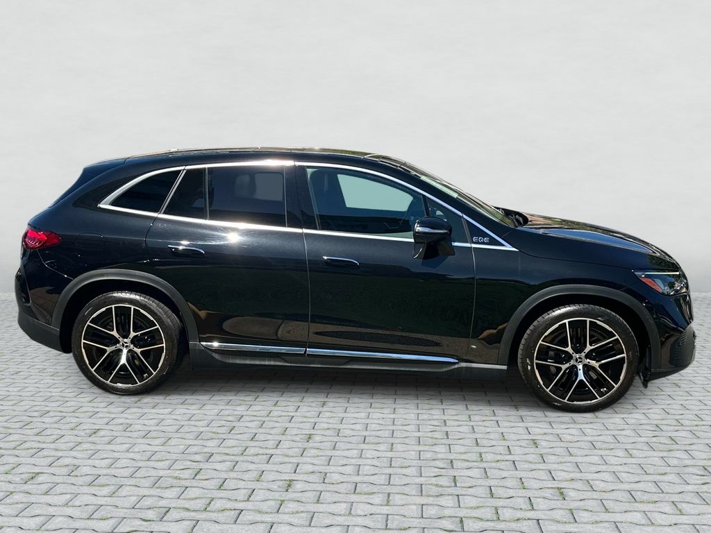 Thumbnail: 2023 Mercedes-Benz EQE - 4