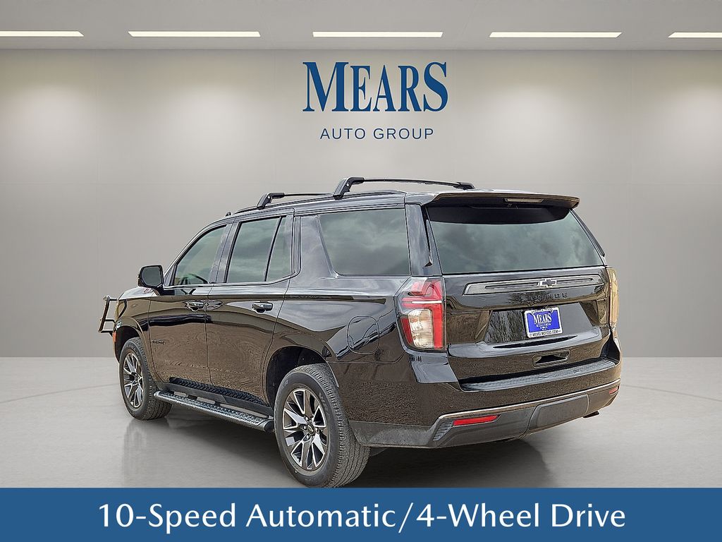 View vehicle photo 4