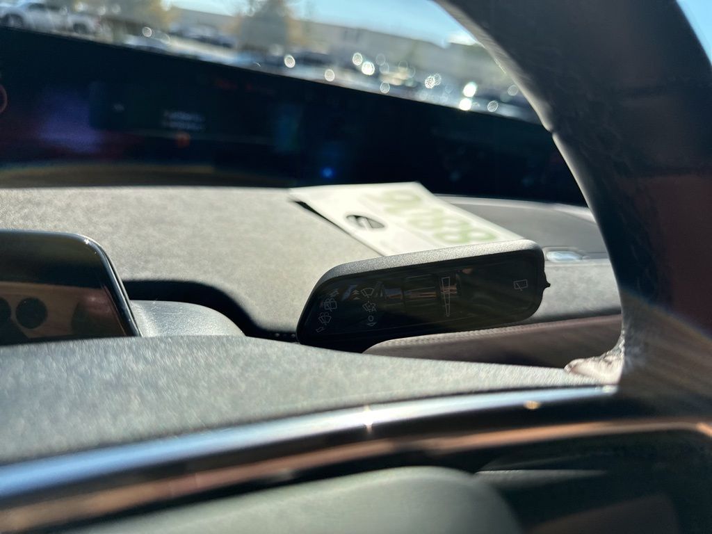 Used Car 2025 Lincoln Navigator  Reserve For Sale Under $100,000 In Austin, Texas