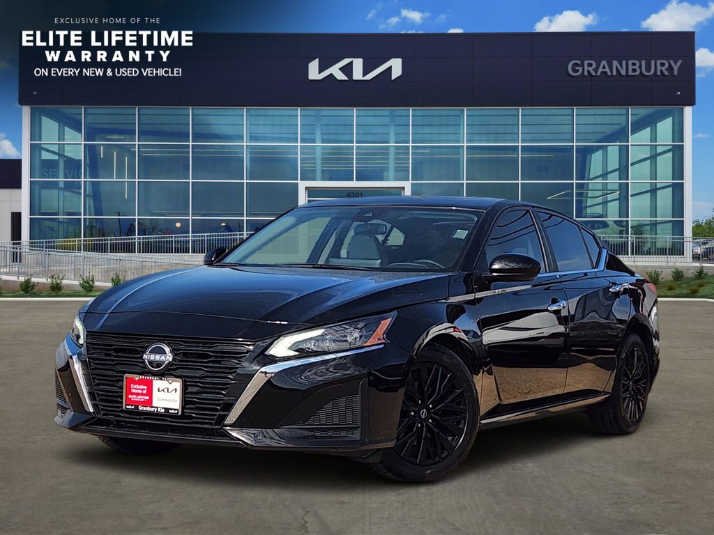 Super Black Clearcoat 2025 Nissan Altima Sedan Front-Wheel Drive Continuously Variable Transmission