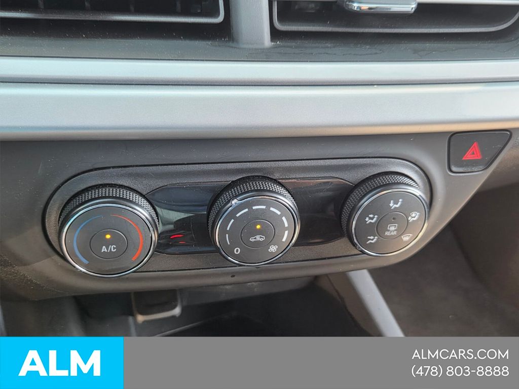 Used 2025 Black Chevrolet LS image 21