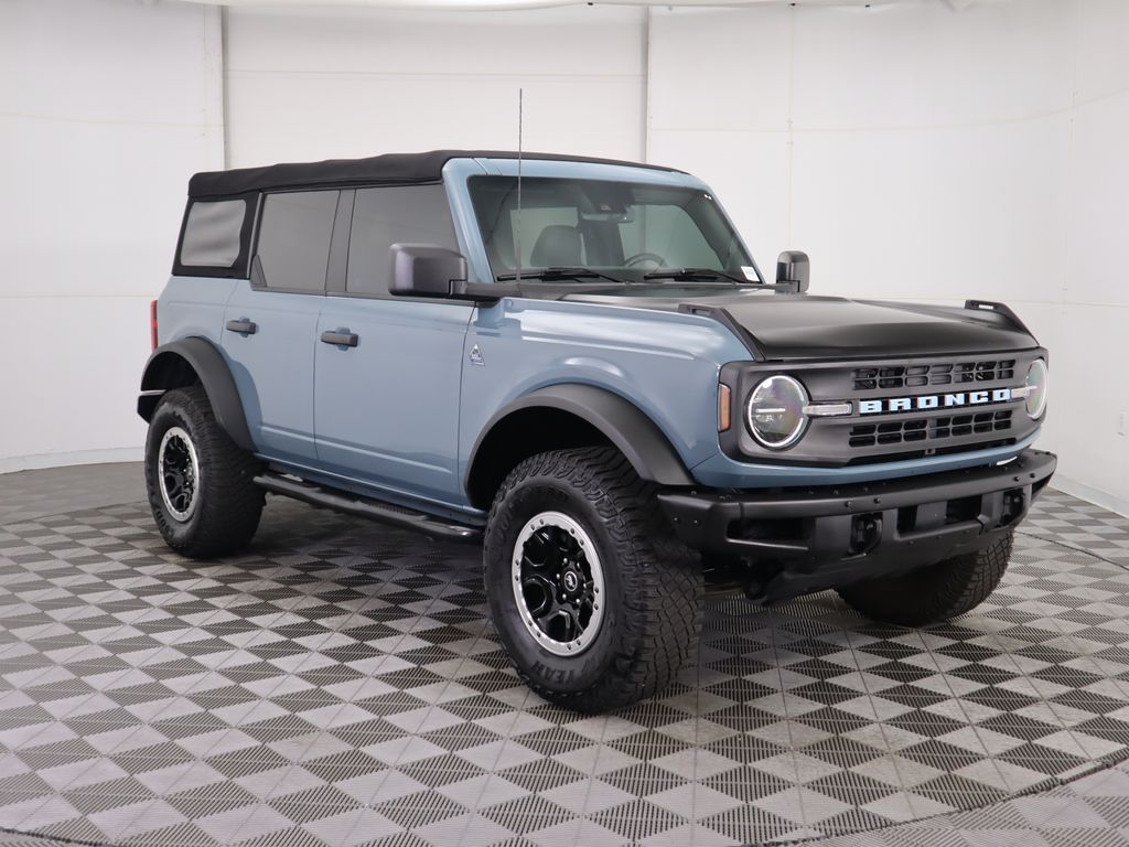 Thumbnail: 2021 Ford Bronco - 3