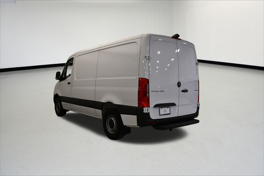 Thumbnail: 2026 Mercedes-Benz Sprinter - 3