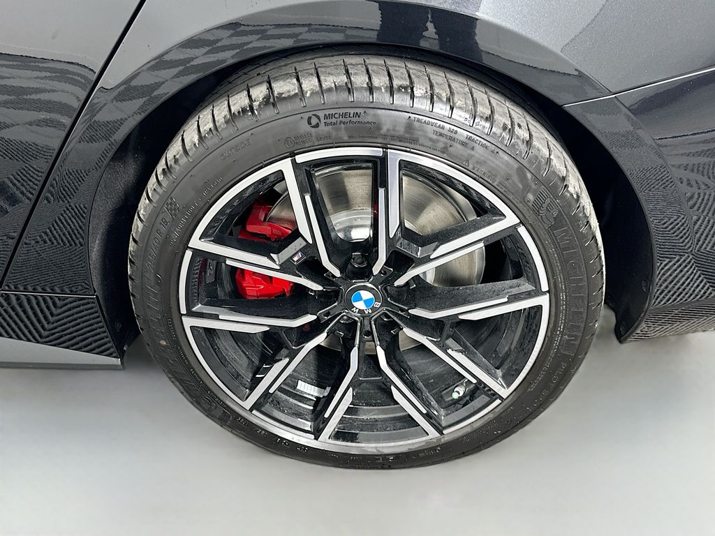Thumbnail: 2025 BMW i4 - 23