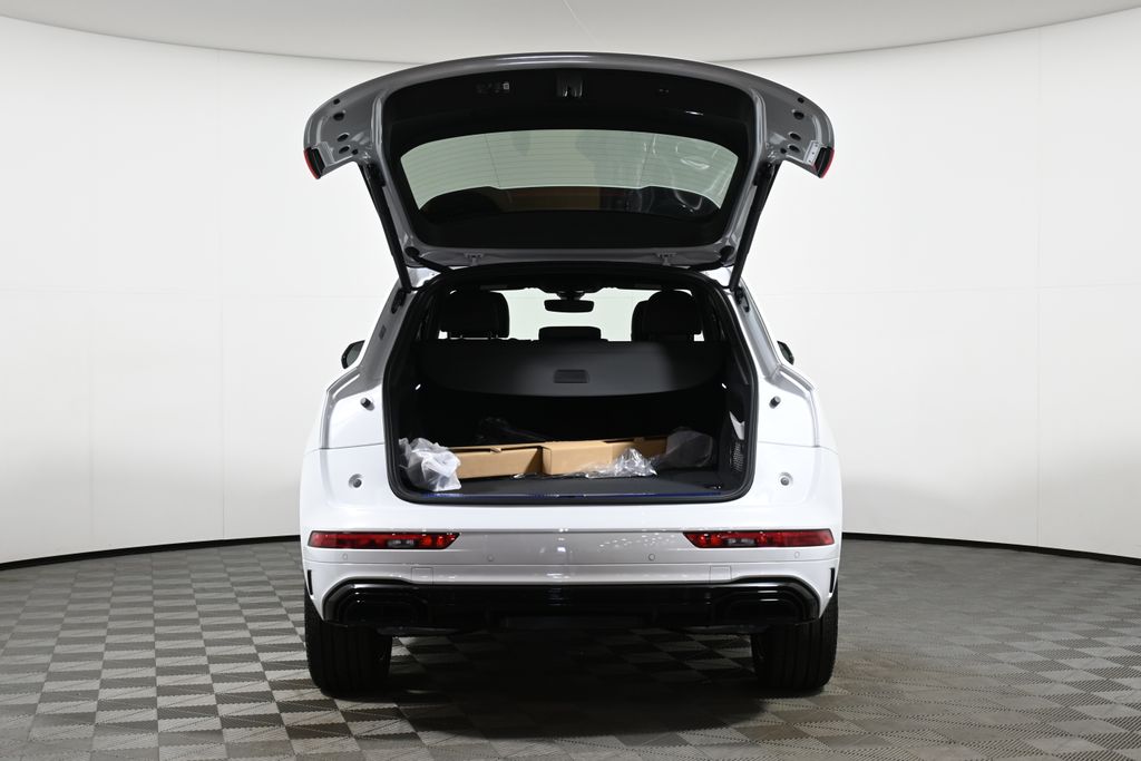 2025 Audi Q5  28