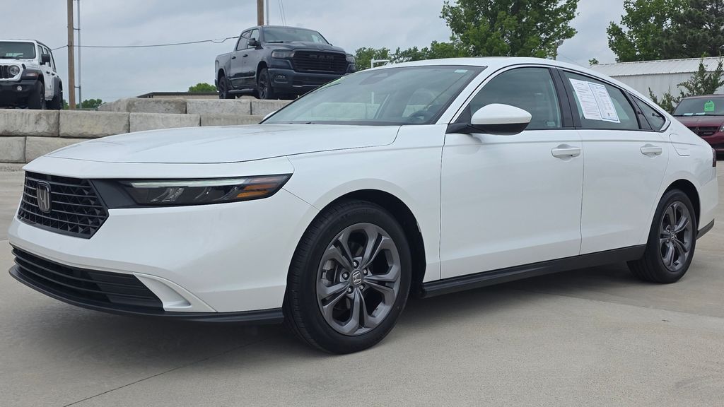 2023 Honda Accord Sedan EX