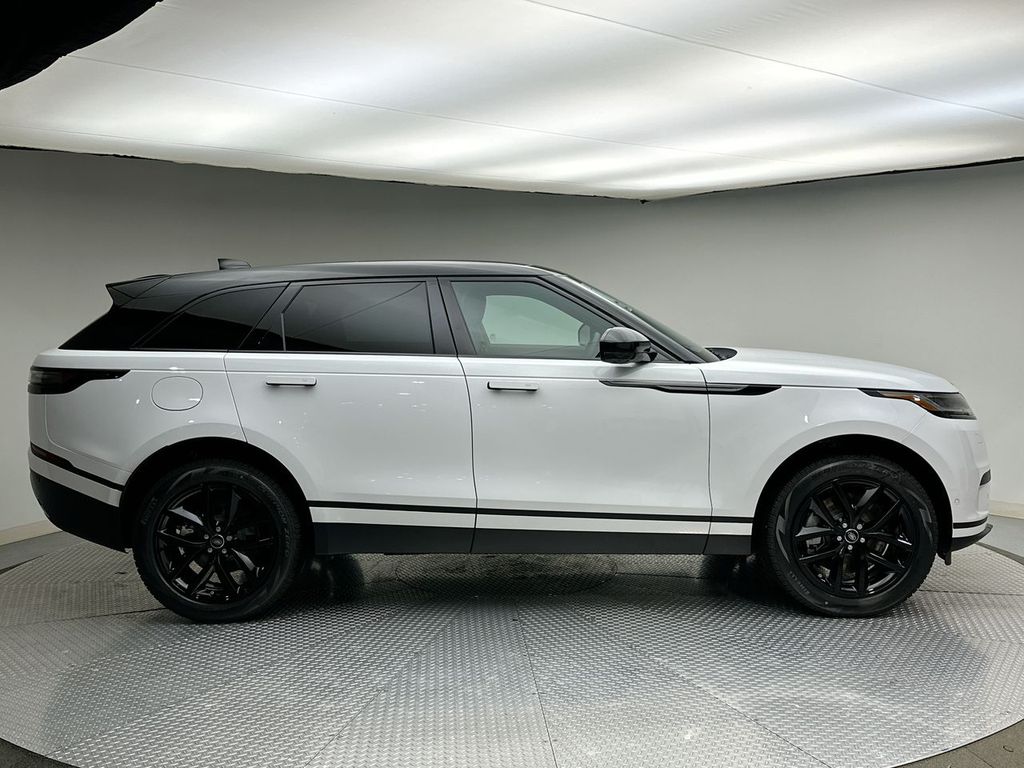2026 Land Rover Range Rover Velar S 4