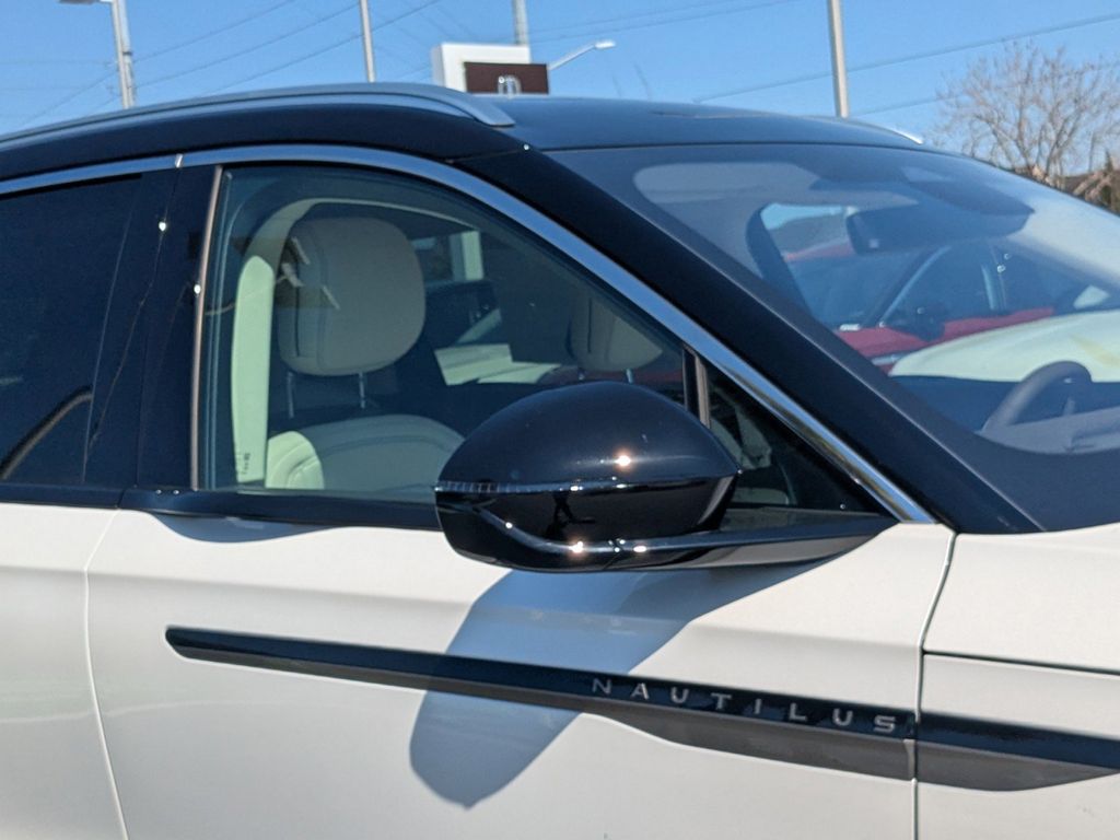 2026 Lincoln Nautilus Black Label