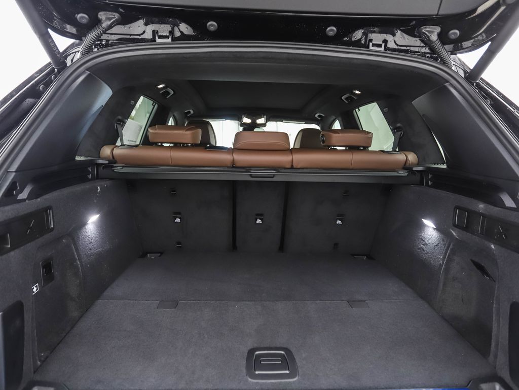 Thumbnail: 2026 BMW X5 - 24