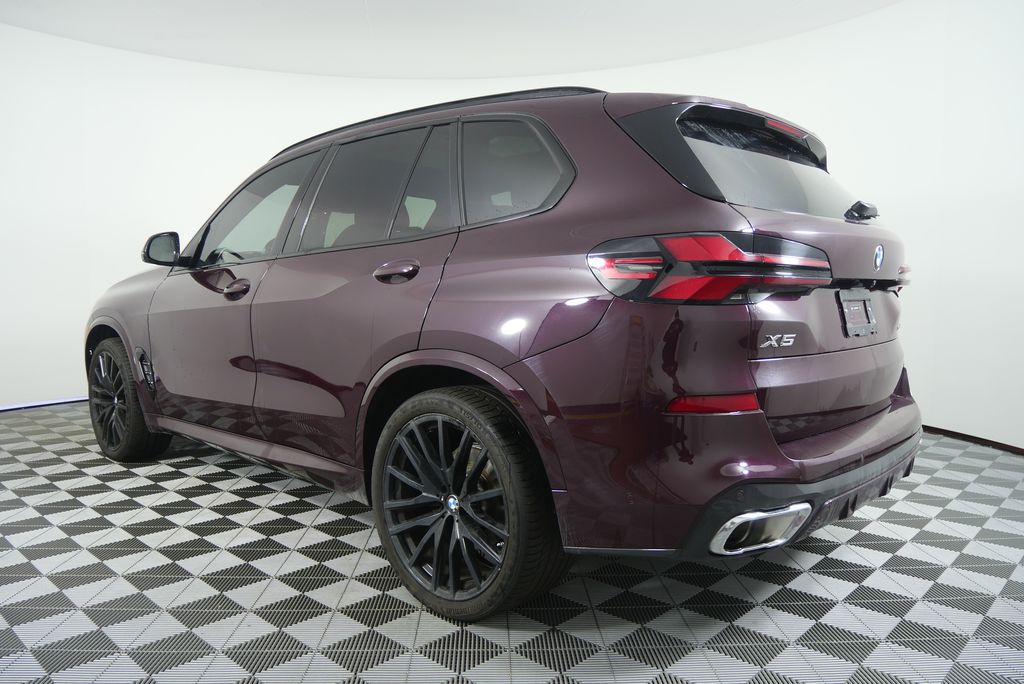 Thumbnail: 2024 BMW X5 - 5