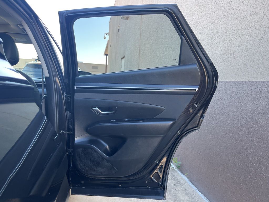 Thumbnail: 2023 Hyundai Tucson - 16